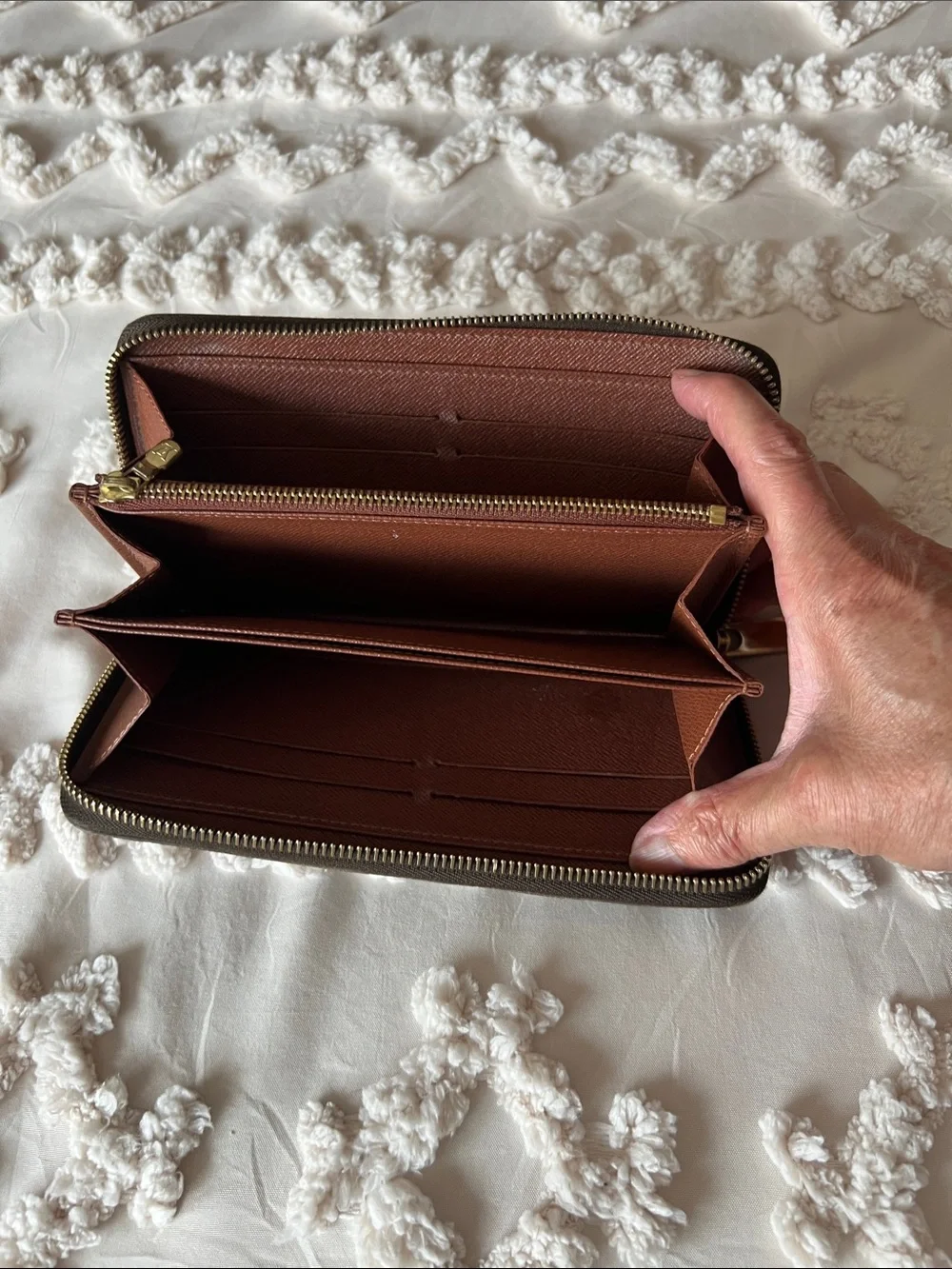 Louis Vuitton classic louis